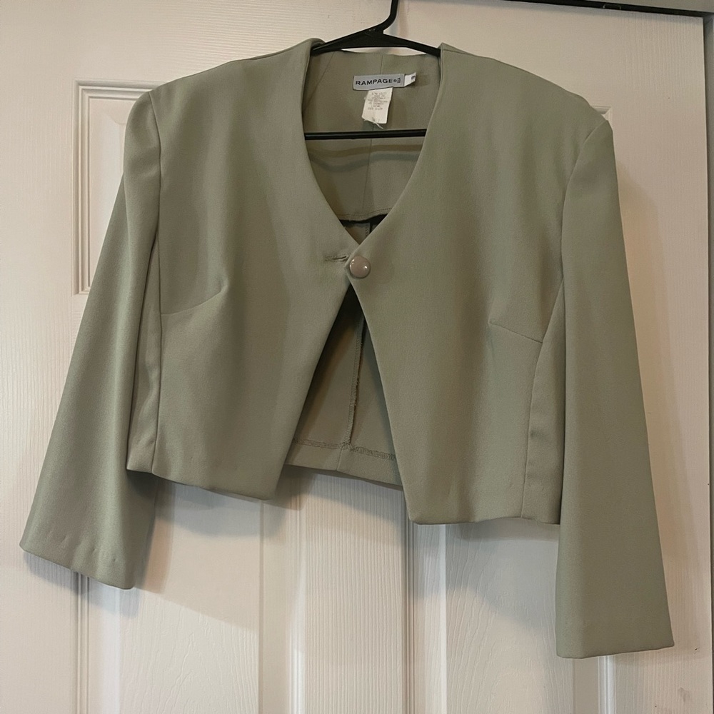 Rampage crop blazer / shrug